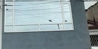 Apartamento Villa Mayor situado en 4 piso vista interna. Dependencias: habitación con closet, sala comedor , cocina integral abierta tipo americano, baño, zona de lavandería, balcón sin parqueadero. Lugares o barrios cercanos; Autopista Sur , Centro Mayor, Kra 50 , Ak. 30 ,parque Santa Rita.