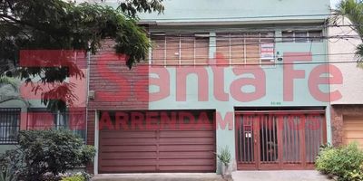 LA PROPIEDAD CUENTA CON RED DE GAS, 1 NIVEL, SALA, 2 CLOSET, DUCHA ELECTRICA, COCINA SEMI INTEGRAL, ALACENAS, LAVADERO, ZONA DE ROPAS, INSTALACION DE LAVADORA, PISO EN  BALDOSA/CERAMICA, CALENTADOR A GAS, BAÑOS CABINADOS EN VIDRIO TEMPLADO + ESPEJOS + GAGINETE, ESTUFA ADICIONAL DE 4 PUESTOS A GAS + HORNO MIXTO, LA PROPIEDAD SE ENTREGA CON LAVADORA.
INMUEBLE SUJETO A VERIFICACIÓN DE DISPONIBILIDAD.