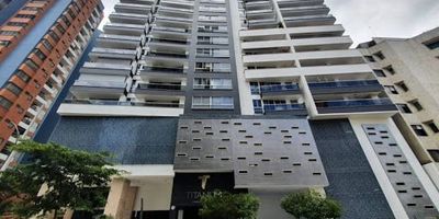 Código 995-2481, Apartamento en Arriendo, Cabecera , Área 93 mts, 3 habitaciones, 2 baños, Sala y comedor, Cocina integral,Zona de ropas, 1Parqueadero, Zona Social Piscina, Sky bar, Turco, cine, Ubicacion cerca al Centro Comercial Quinta Etapa, Parque los Leones Universidad Unab , Administracion  500.000, Agenda tu Cita sin costo, Estudio fácil, Respuesta en 24 horas.