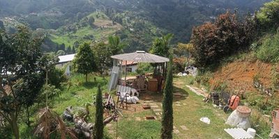 Herencia inmobiliaria s.a.s Ofrece Apartamento de 58 mts en Arriendo En San Cristóbal vereda el Uvito 
2 habitaciones c/u con closets Cocina semi integral abierta Zona de ropas Baño en cabina de vidrio templado Parqueadero privado Excelente acabados 
Lugar tranquilo y rodeado de naturaleza Con excelente vías de acceso