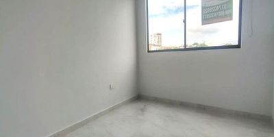 Apartamento 2 alcobas en arriendo en Bosque Central. 2 alcobas, 2 baños, área 56.07mts. Código 36999 para mayor información y revisar toda nuestra oferta visita nuestra pagina web: estebanrios.com o comuníquese a nuestro PBX: (607) 635 2877