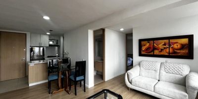 [ARR] ID HOUM: 163405

Entérate de todos los beneficios al arrendar con nosotros:
    • Asistencia e intermediación con el propietario
    • Firma tu contrato online
    • Arrienda sin burocracia, sin papeleos ni notarías

Departamento en arriendo, ubicado en el barrio El Vergel, con una superficie construida de 57.00 m² y superficie total de 57.00  m². 

Sus principales características son:

    • Amoblado
    • 2 dormitorios
    • 2 baños
    • Admite mascotas
    • 1 parqueadero
    • Año de construcción: 2023
            
Además, el inmueble cuenta con las siguientes amenidades:

    • Salón de eventos
    • Vigilancia 24 hrs
    • Ascensor
    • Zona de juegos
    • Alberca
    • Gimnasio
    • Zona de asadores

Si arriendas con nosotros, te brindamos asesoría personalizada durante todo el proceso.

Requisitos para arrendar con nosotros:

    • Arrienda sin codeudor*, fácil, rápido y seguro
    • Demuestra un ingreso mensual neto de al menos 2.5 veces el valor del arriendo (los ingresos mensuales se pueden complementar por las personas que vivirán en este inmueble)
    • Completa tu información básica y mándanos tus extractos bancarios o documentos que demuestren tus ingresos
    • No debes tener reportes negativos en centrales de crédito
        

IMPORTANTE:

    • Te invitamos a agendar una visita a esta propiedad
    • Si tienes alguna duda por favor puedes solicitar más información desde los portales como también contactarte directamente con nosotros
    
Más que una inmobiliaria, somos Houm.
*Aplican T&C