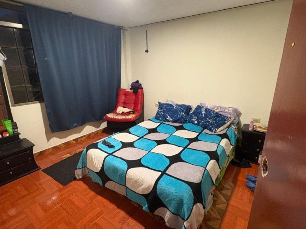 Casa de 10 alcobas en venta en El Triangulo, Bogotá, 235 m² · foto 3 de 20