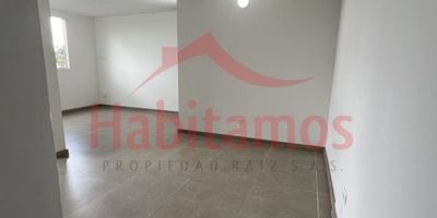 Descubre la armonía de este hermoso apartamento de 63 m², ubicado en una tranquila unidad cerrada. Con proximidad a supermercados y accesos rápidos, este hogar ofrece comodidad y serenidad. ¡Tu nuevo refugio te espera!