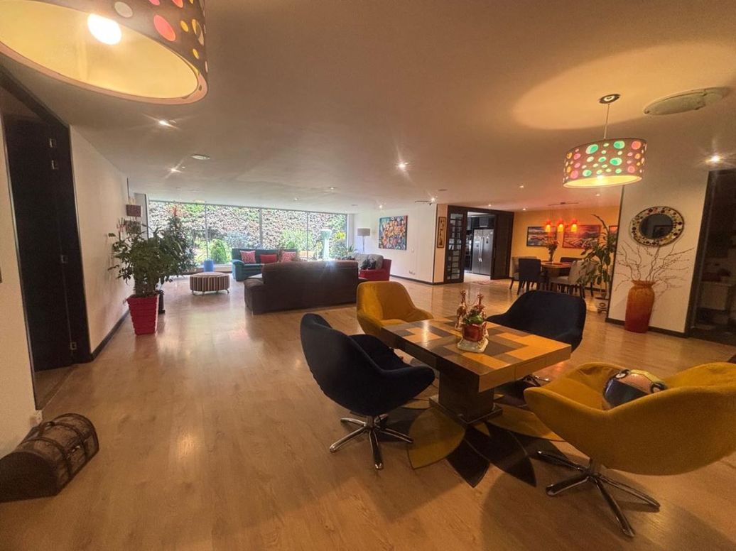 Apartamento de 4 alcobas en venta en Cerros De Suba, Bogotá, 288 m² · foto 5 de 20