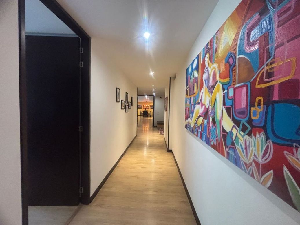 Apartamento de 4 alcobas en venta en Cerros De Suba, Bogotá, 288 m² · foto 15 de 20
