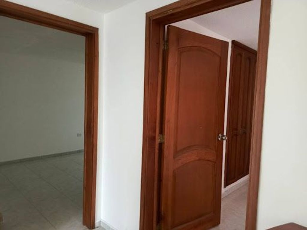 Casa de 5 alcobas en venta en José Joaquín Vargas, Bogotá, 226 m² · foto 5 de 20