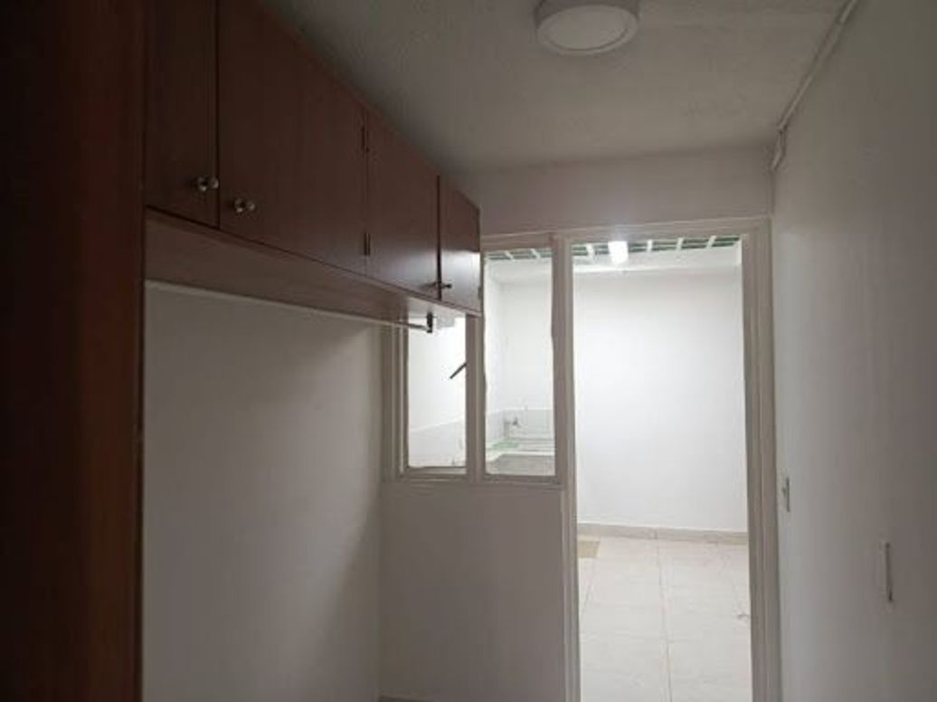 Casa de 5 alcobas en venta en José Joaquín Vargas, Bogotá, 226 m² · foto 15 de 20