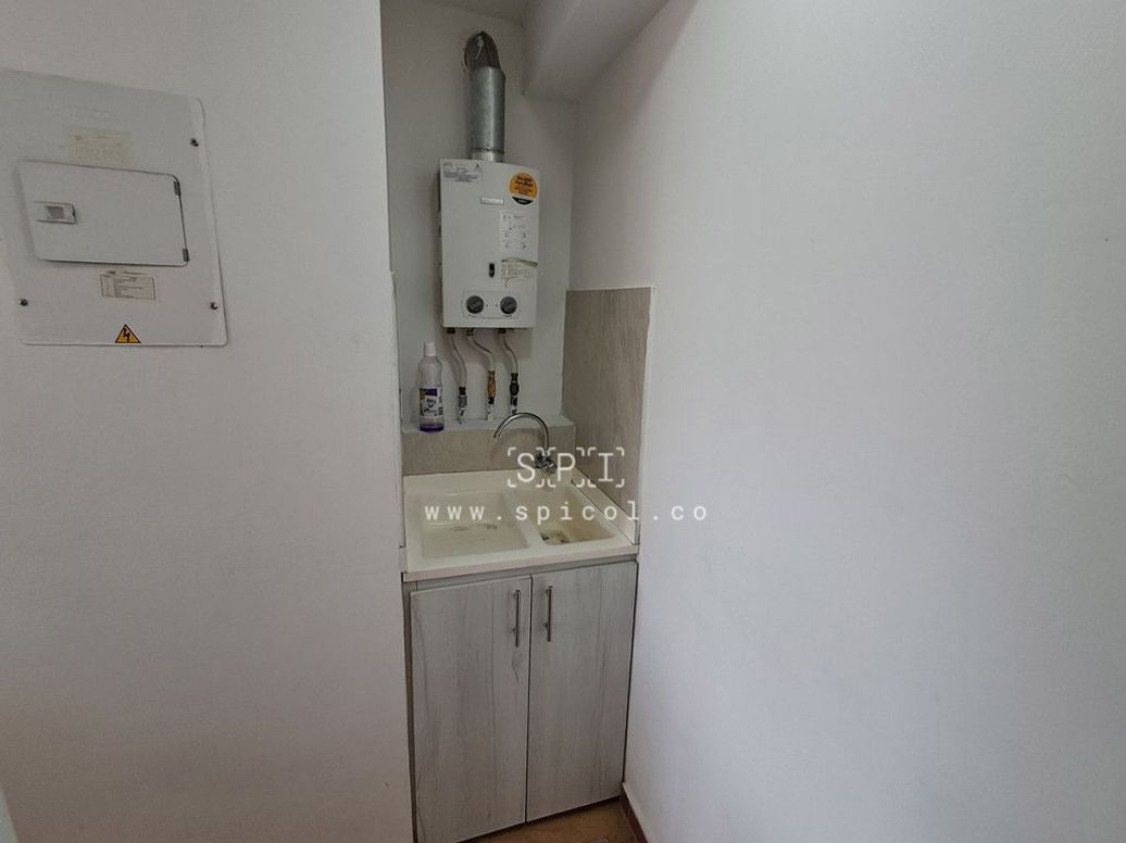 Apartamento de 1 alcoba en arriendo en Ub. Cordoba Niza, Bogotá, 38 m² · foto 4 de 20