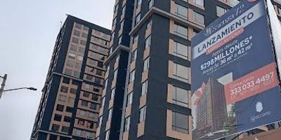 Apartamento Salazar Gómez , para estrenar situado en Conjunto Residencial Artesa ,buena luz natural en 5 piso.Dependencias:2 habitaciones closet, sala comedor, cocina integral abierta tipo americana con isla, baño , parqueadero comunal. Lugares o barrios cercanos: Éxito de la 68, Easy, Mandalay, RCN, Nacional de chocolates,oulet de las Américas.