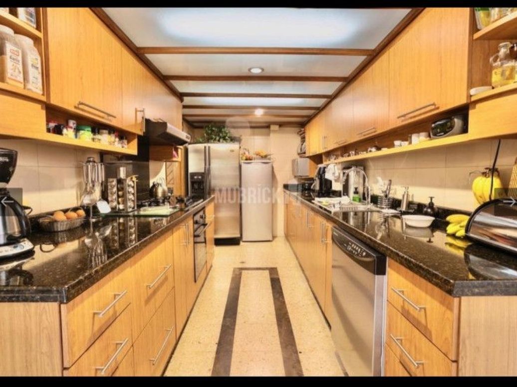 Casa de 4 alcobas en venta en Niza Suba, Bogotá, 310 m² · foto 10 de 16
