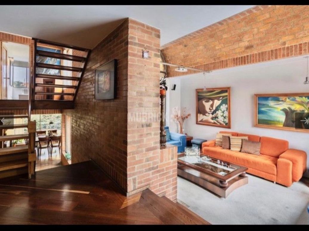 Casa de 4 alcobas en venta en Niza Suba, Bogotá, 310 m² · foto 3 de 16