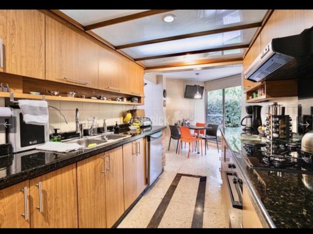 Casa de 4 alcobas en venta en Niza Suba, Bogotá, 310 m² · foto 11 de 16