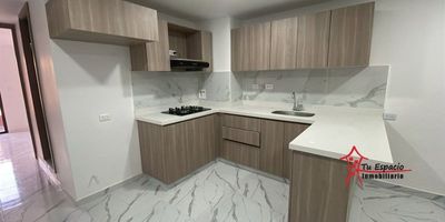 Apartamento en arriendo en Villa Hermosa, Medellín de 60 m2 aproximadamente, cuenta con 2 alcobas, 2 closets, 1 baños, sala-comedor, cocina integral, barra americana, red de gas, zona de ropas, calentador y balcón.Adicional tiene rutas de acceso y transporteCercanías:D1, Avenida Miranda, Clínica El RosarioPara mayor información contáctame Melissa Salazar 314 7757934