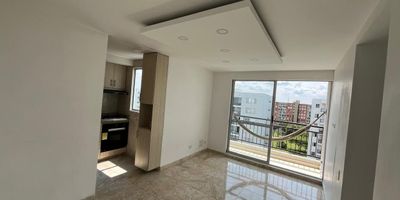 Hermoso Apto como nuevo, excelentes acabados, todas las habitaciones con closet, principal con baño, baño social, todos los baños con gabinetes, sala comedor, cocina integral equipada con estufa, horno, campana extractora, múltiples espacios de almacenamiento, zona de oficios, balcón con hermosa vista. El conjunto cuenta con piscina para adultos y niños, zona infantil, zona social, parada del mio frente a la unidad. El conjunto se encuentra rodeado de zonas verdes, zonas exclusivas para perros, parques, canchas. Ubicado a 5 minutos del centro comercial Jardín Plaza, múltiples zonas comerciales, Gimnasios, droguerías, supermercados como D1, ARA, Dollar City, Multifamiliar, restaurantes como KFC, Ventolini, La Kuty.