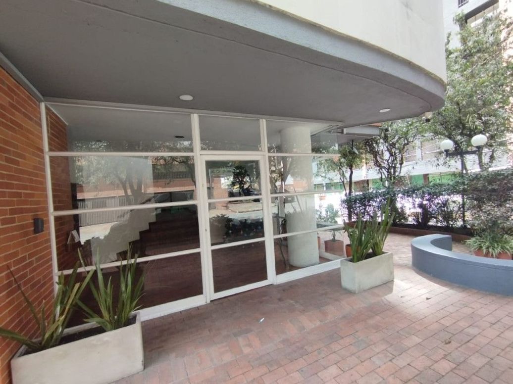 APARTAMENTO EN ARRIENDO en Bosque Calderon