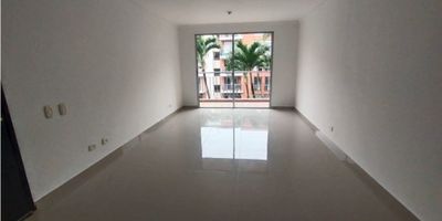 APARTAMENTO TERCER PISO CON ASCENSOR - BARRIO LA HACIENDA- SUR CALI CR PRADOS DE LA HACIENDA

APARTAMENTO:  Consta sala comedor, balcón, 3 alcobas (principal con baño y vestier), estudio, 2 baños, cocina integral y zona de oficios. Área 86 m2

UNIDAD: parqueadero propio en plataforma, zonas verdes, piscina, cancha futbol, zona infantil, salón social 

UBICACION: cerca a la carrera 70, calle 16, calle 14.
