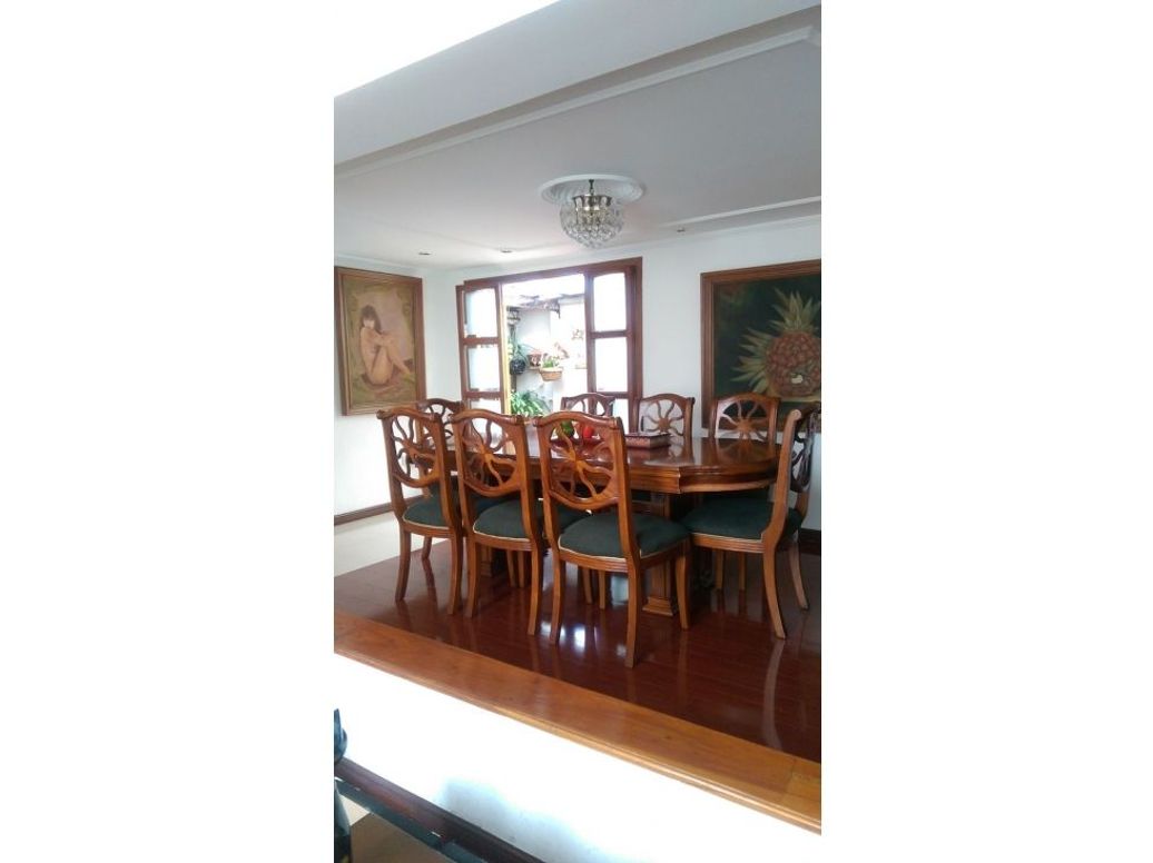 Casa de 3 alcobas en venta en Normandía, Bogotá, 137 m² · foto 6 de 20