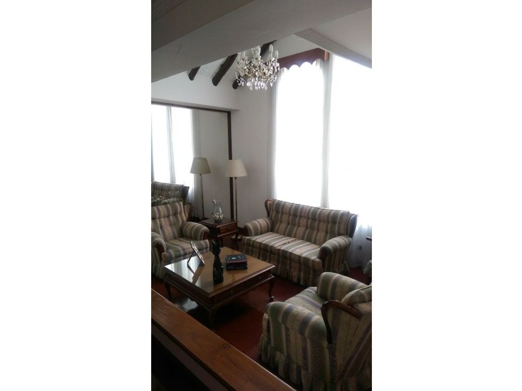 Casa de 3 alcobas en venta en Normandía, Bogotá, 137 m² · foto 18 de 20