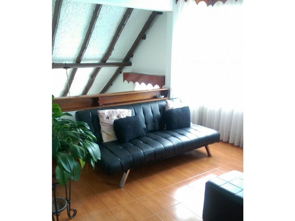 Casa de 3 alcobas en venta en Normandía, Bogotá, 137 m² · foto 7 de 20