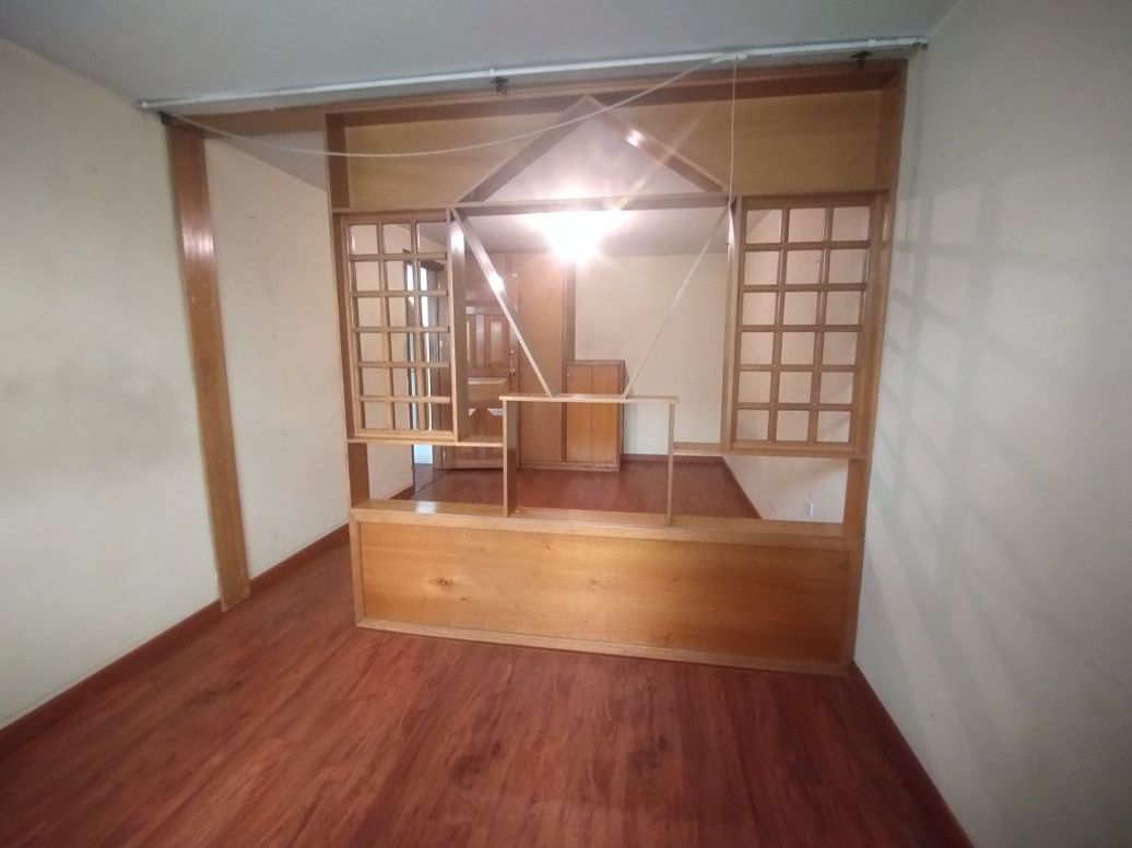 Casa de 9 alcobas en venta en El Encanto, Bogotá, 427 m² · foto 10 de 20