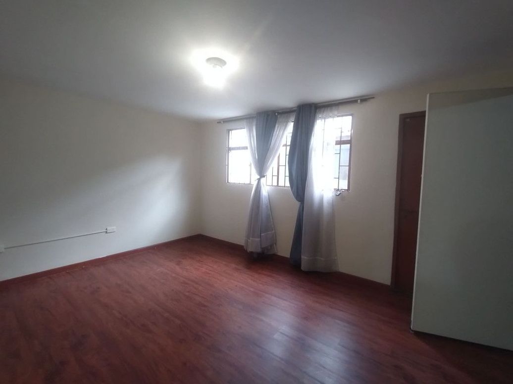 Casa de 9 alcobas en venta en El Encanto, Bogotá, 427 m² · foto 14 de 20