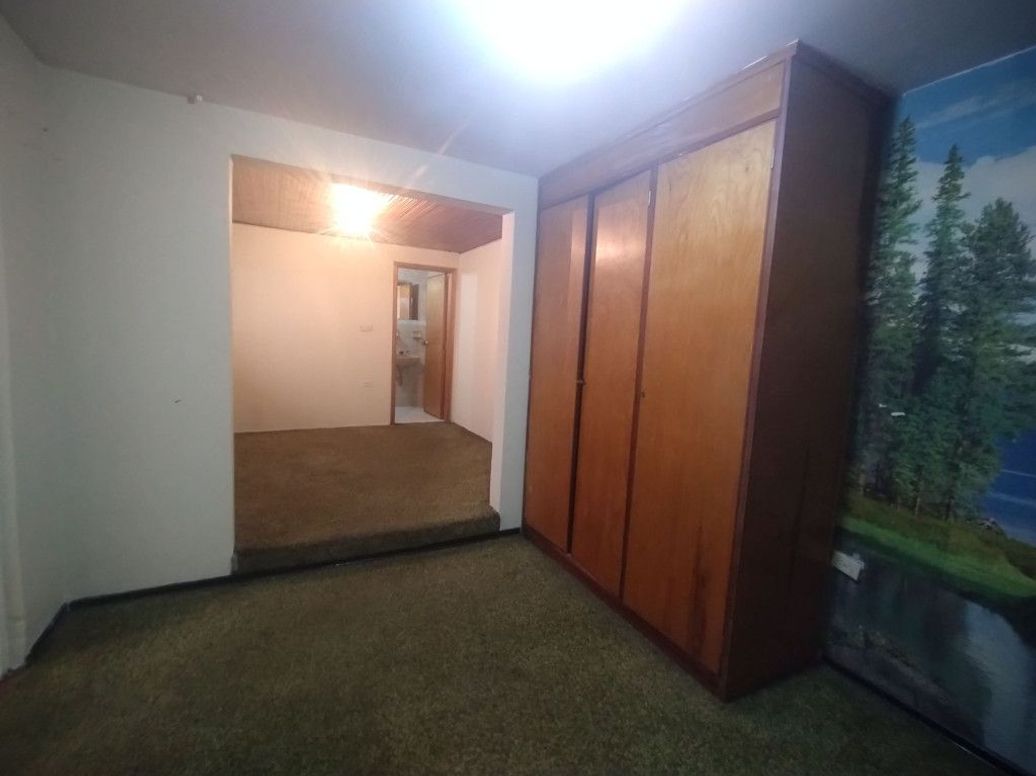 Casa de 9 alcobas en venta en El Encanto, Bogotá, 427 m² · foto 15 de 20