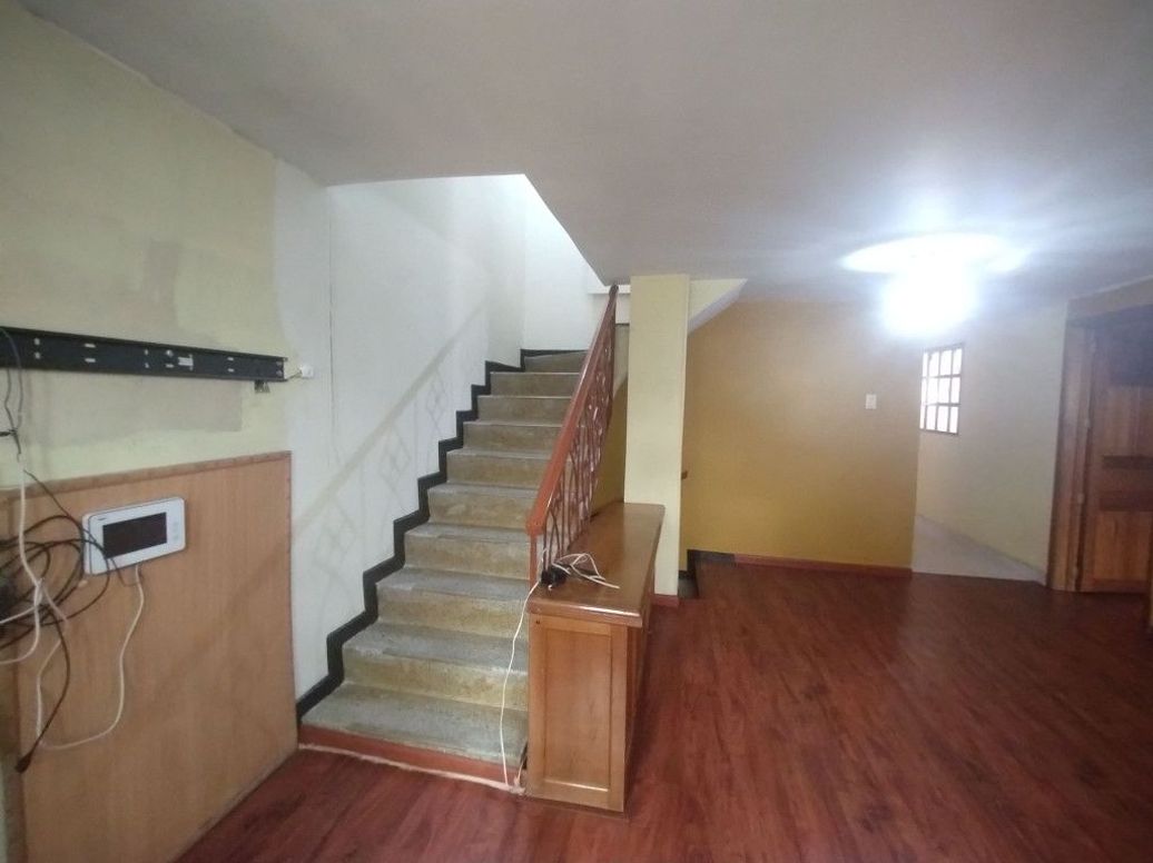 Casa de 9 alcobas en venta en El Encanto, Bogotá, 427 m² · foto 17 de 20