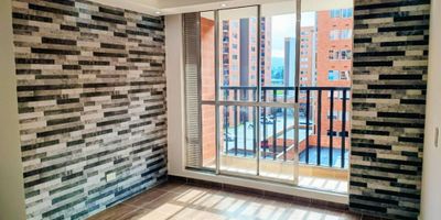 [ARR] ID HOUM: 163028

Entérate de todos los beneficios al arrendar con nosotros:
    • Asistencia e intermediación con el propietario
    • Firma tu contrato online
    • Arrienda sin burocracia, sin papeleos ni notarías

Departamento en arriendo, ubicado en el barrio Prados del mirador, con una superficie construida de 53.00 m² y superficie total de 53.00  m². 

Sus principales características son:

    • No amoblado
    • 3 dormitorios
    • 2 baños
    • Admite mascotas
    • 1 parqueadero
    • Piso 5
    • Año de construcción: 2025
            
Además, el inmueble cuenta con las siguientes amenidades:

    • Salón de eventos
    • Vigilancia 24 hrs
    • Ascensor
    • Zona de juegos
    • Alberca
    • Gimnasio
    • Lavandería
    • Zona de asadores

Si arriendas con nosotros, te brindamos asesoría personalizada durante todo el proceso.

Requisitos para arrendar con nosotros:

    • Arrienda sin codeudor*, fácil, rápido y seguro
    • Demuestra un ingreso mensual neto de al menos 2.5 veces el valor del arriendo (los ingresos mensuales se pueden complementar por las personas que vivirán en este inmueble)
    • Completa tu información básica y mándanos tus extractos bancarios o documentos que demuestren tus ingresos
    • No debes tener reportes negativos en centrales de crédito
        

IMPORTANTE:

    • Te invitamos a agendar una visita a esta propiedad
    • Si tienes alguna duda por favor puedes solicitar más información desde los portales como también contactarte directamente con nosotros
    
Más que una inmobiliaria, somos Houm.
*Aplican T&C