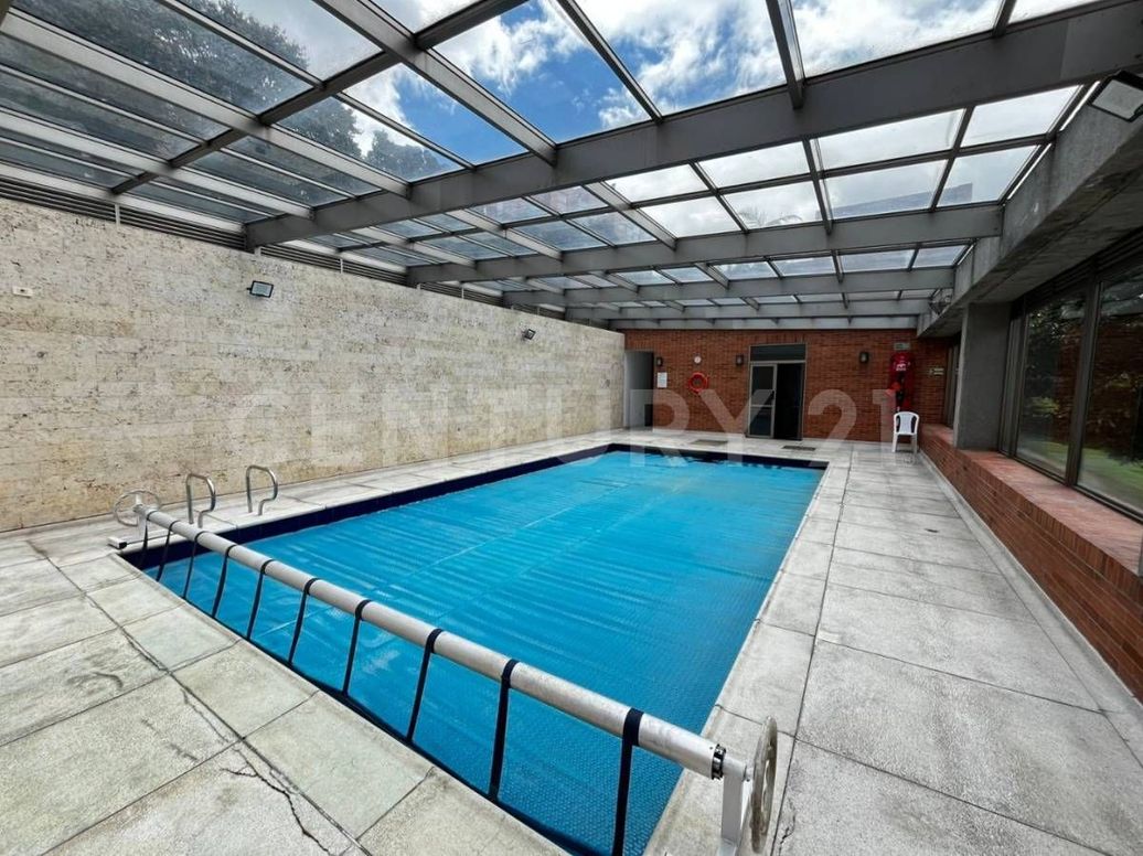 Apartamento de 4 alcobas en venta en Lindaraja, Bogotá, 192 m² · foto 18 de 20