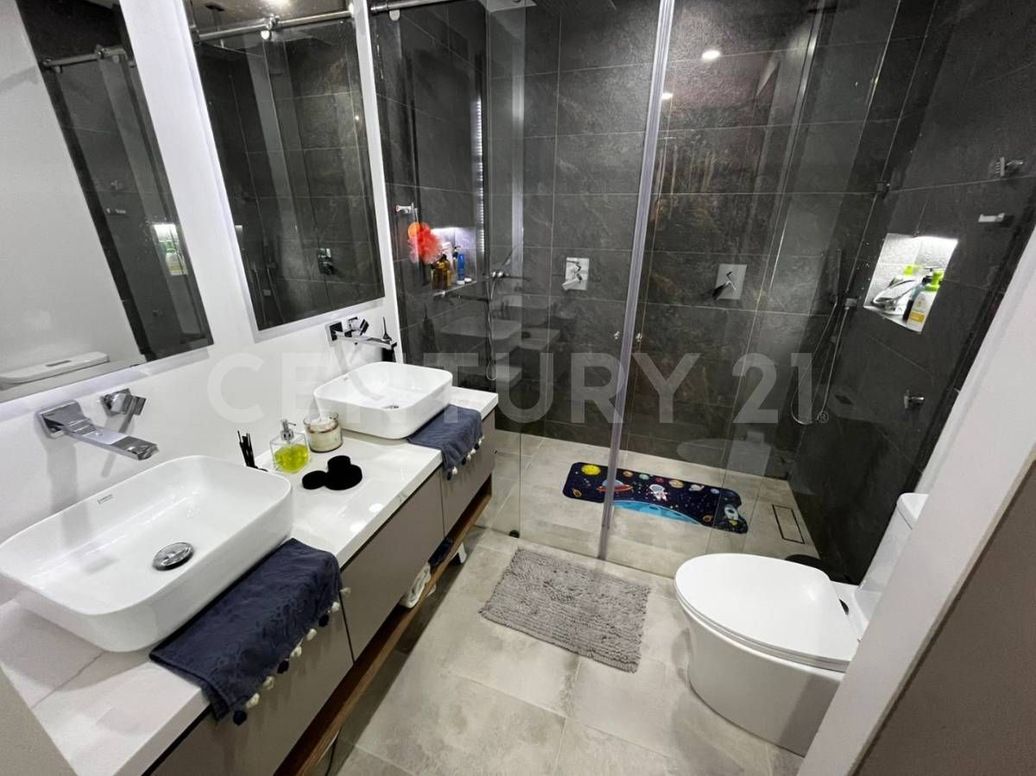 Apartamento de 4 alcobas en venta en Lindaraja, Bogotá, 192 m² · foto 6 de 20