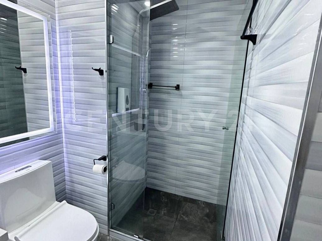 Apartamento de 3 alcobas en venta en San Patricio, Bogotá, 137 m² · foto 14 de 16