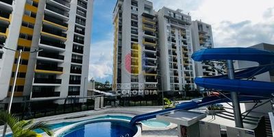 Excelente apartamento en C.R. Foresta, piso 3, con excelentes acabados, área, ubicación, iluminación y ventilación. Consta de tres alcobas con closet, dos baños, sala-comedor, cocina integral, estudio, alcoba de servicio, zona de ropas y un parqueadero cubierto. El conjunto cuenta con ascensor, parqueadero cubierto, recepción, piscina, salon de eventos, canchas multiples, parque infantil , deposito y vigilancia 24 hrs.
 admin $263.000
