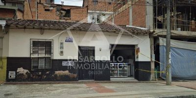 Casa Lote en VENTA 
Esta casa lote es la opción perfecta: amplio terreno, excelente ubicación y un entorno con alta valorización.
Sala comedor3 alcobas1 baño Cocina sencillaZona de ropasTerrazaPiso en cerámica
Ubicado en zona residencial, rutas de transporte, fácil acceso, supermercados, tiendas de barrio.
¡Para más información y agendar tu cita!Contáctanos al 3156901885Desarrollo Inmobiliario del Sur – Tu hogar, nuestra pasión