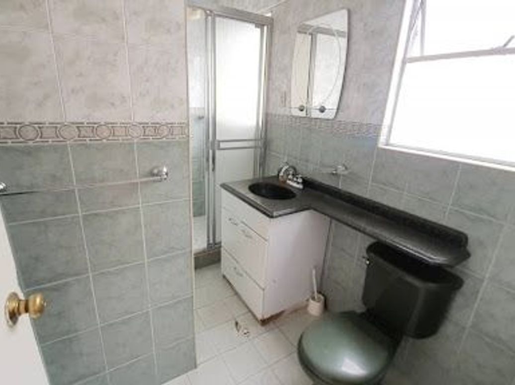 Casa de 5 alcobas en venta en Galerías, Bogotá, 320 m² · foto 17 de 20