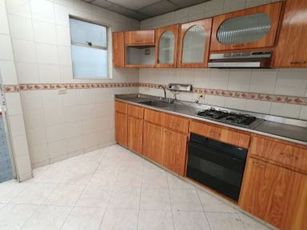 Casa de 5 alcobas en venta en Galerías, Bogotá, 320 m² · foto 8 de 20