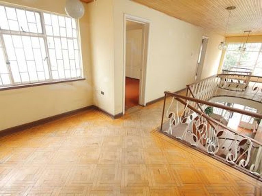 Casa de 5 alcobas en venta en Galerías, Bogotá, 320 m² · foto 11 de 20