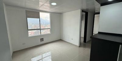 Se arrienda hermoso apartamento con excelentes acabados, consta de sala comedor con vista panorámica, 2 alcobas con closet, baño, con división de vidrio, cocina integral, y zona de lavandería, en el valor del arriendo está incluida la admón.
