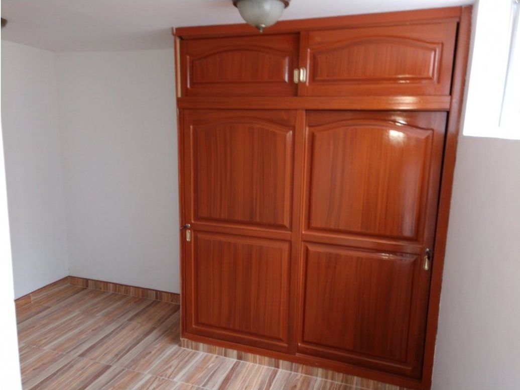 Casa de 6 alcobas en venta en Modelia, Bogotá, 272 m² · foto 16 de 20