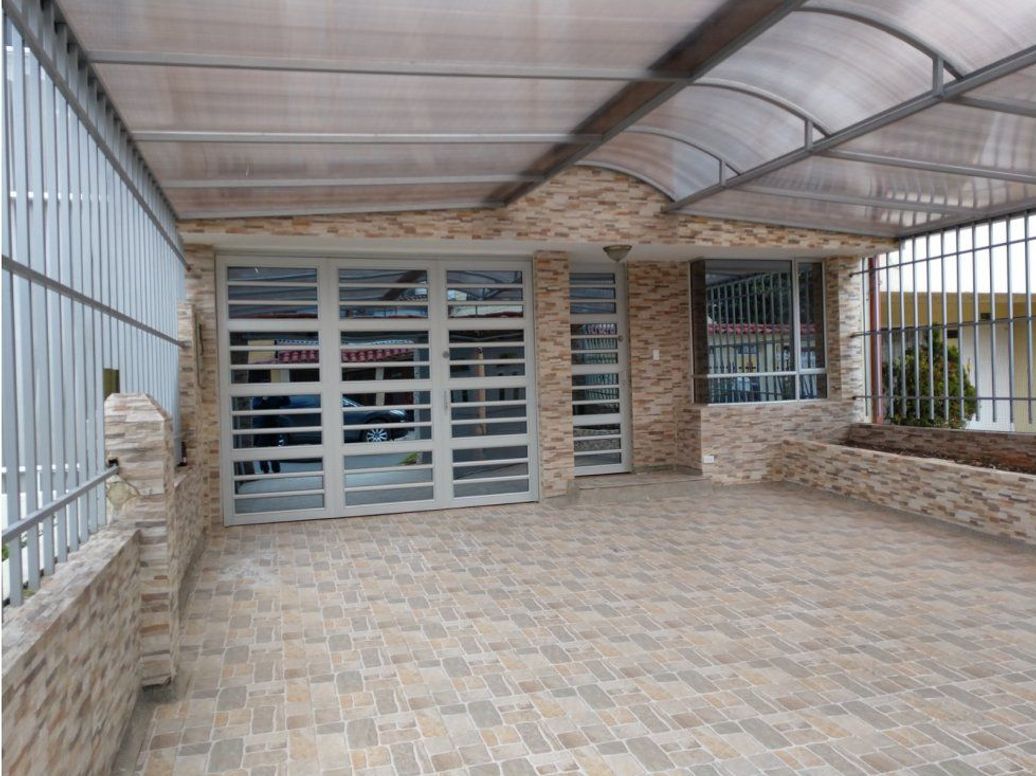 Casa de 6 alcobas en venta en Modelia, Bogotá, 272 m² · foto 5 de 20