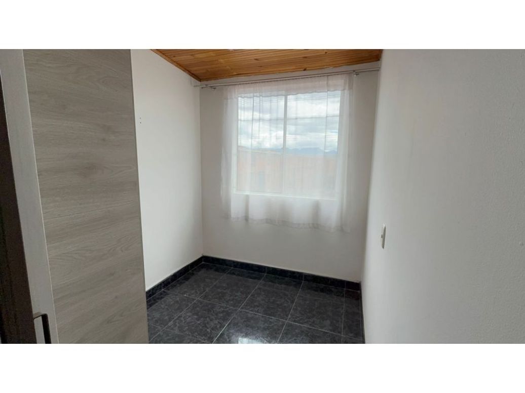 Apartamento de 3 alcobas en venta en Zona Franca, Bogotá, 43 m² · foto 11 de 17