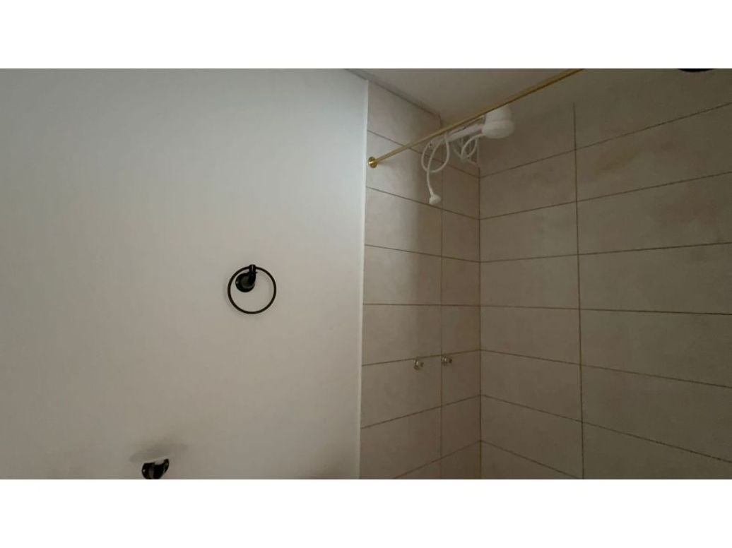 Apartamento de 3 alcobas en venta en Zona Franca, Bogotá, 43 m² · foto 16 de 17