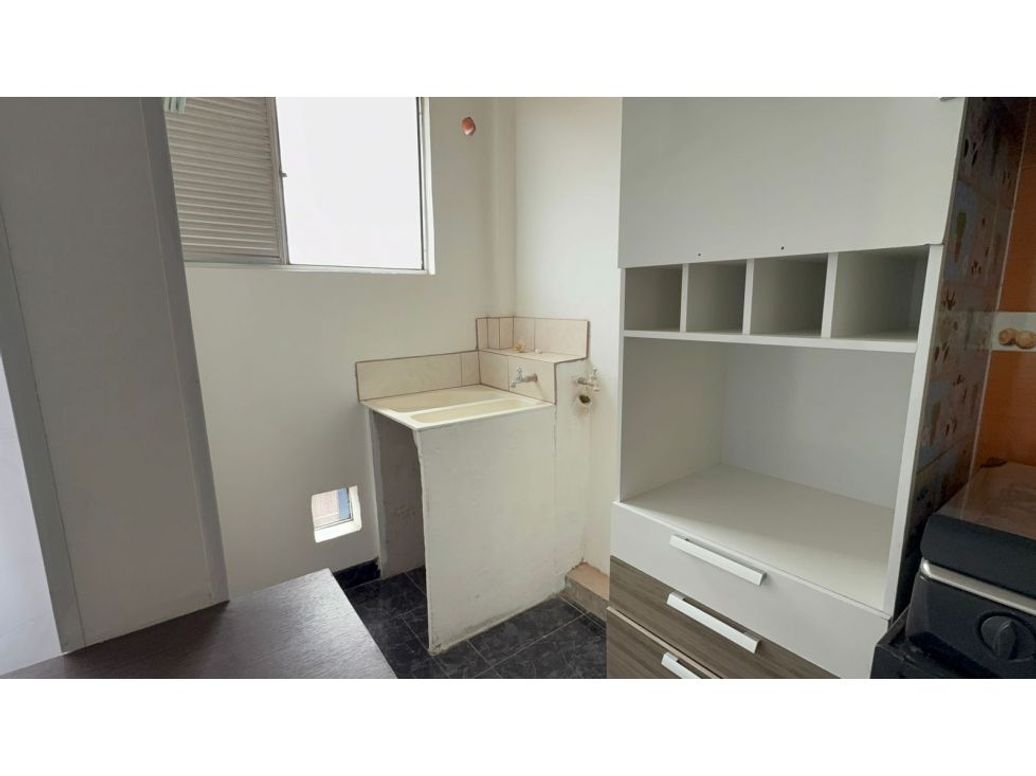 Apartamento de 3 alcobas en venta en Zona Franca, Bogotá, 43 m² · foto 6 de 17