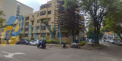 Apartamento para venta o arriendo en Laureles, cerca a Viva Laureles, Avenida 80 y 33.  2 alcobas más la de servicio,  2 baños cabinados,  parqueadero y cuarto útil.