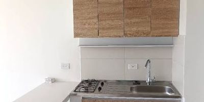 Bellísimo apartamento para estrenar, castilla, muy bien ubicado cerca de la av. ciudad de cali, av.tintal, buenas vias de acceso y trasporte, sitp, zona residencial con cercania a comercio, en conjunto cerrado que cuenta con Vigilancia 24 horas, CCTV, Parque infantil, ascensor, parqueadero para visitantes, los parqueaderos para residentes son sorteados cada tres meses, apartamento ubicado en piso 11 súper iluminado, con vista al oriente y recibe el sol de la mañana, magnífica distribución en sala comedor, cocina integral abierta, zona de lavandería independiente con tendedero, 2 habitaciones, la principal con clóset de piso a techo, auxiliar para cama sencilla o estudio, 1 baño con calentador a gas, encortinado, haz tu estudio digital en minutos, arrienda con nosotros.
