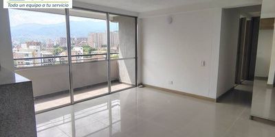 Incluye parqueadero y cuarto útil. Este apartamento te da espacio, ubicación y calidad de vida en un solo lugar.Un entorno pensado para descansar: Portería 24.7 piscina climatizada, gimnasio, salón social, zonas verdes y espacios para tus mascotas.Movilidad real: cerca de La Florida, Av. 80, Éxito de Robledo y la Clínica Pablo Tobón. Todo a minutos, sin sacrificar tranquilidad3 alcobas con closet2 baños con cabina en vidrioBalcón amplio con buena ventilaciónPisos en porcelanato y madera laminadaCuando el día termina, este es el tipo de espacio al que uno quiere volver.