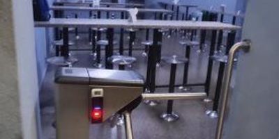 bodega de 3197.8 m2 areas contruidas area escriturada 2971.93 m2ortunidad Única! Bodega Espaciosa y Estratégicamente Ubicada en Sabaneta
¿Buscas un espacio versátil y de gran capacidad para tu negocio? Descubre esta impresionante bodega de 3198.8 m² en el corazón de Sabaneta, barrio Manuel Restrepo. 
Más que una simple bodega, este inmueble es una verdadera joya industrial. Con su diseño funcional y su ubicación privilegiada, ofrece infinitas posibilidades para tu emprendimiento. ¡OImagina las posibilidades: - Almacén de distribución y logística de última generación- Centro de producción y manufactura de vanguardia- Espacio multifuncional para talleres, centros de acopio o centros de distribución
Su amplia área y excelente accesibilidad lo convierten en la opción ideal para negocios en expansión que requieren espacio y conectividad. 
No dejes pasar esta oportunidad única de tener la bodega perfecta para llevar tu negocio al siguiente nivel. ¡Contáctanos hoy mismo y descubre todo el pot