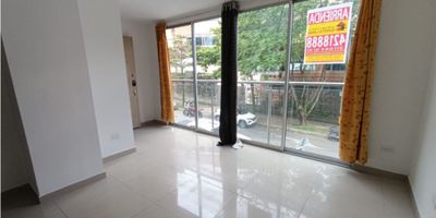 CÓDIGO ARR: 2383

Salón comedor, 3 alcobas, 3 closets, cocina integral, alacenas, red de gas, lavadero, zona ropa, ventanal, piso clase cerámica, obra blanca, 2 baños cabinados, 2 lavamanos, calentador a gas, parqueadero.

Área 60 mts aprx

Estrato 4

Puntos de referencia: I.E. Marco Fidel Suarez / Nueva EPS / Av. Colombia
