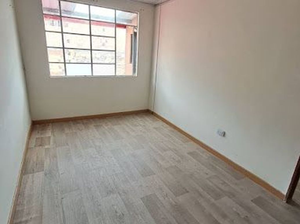 Casa de 4 alcobas en venta en Las Cruces, Bogotá, 126 m² · foto 9 de 17