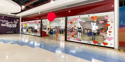 Local ubicado en el CC Paseo de Villa del Río. Número de pisos: 4 pisos. Número de unidades: 498 o Locales: 337.o Islas/Cajeros: 101.o Estacionamientos: 58 (áreas de estacionamiento). o Bodegas: 13. Vetustez: Nuevo; inaugurado Nov/2020. Estado de construcción: Bueno.  Sistema estructural: Aporticado con elemento en concreto y metálicos. Material estructura: Concreto reforzado. Fachada: Durapanel revocado y pintado.